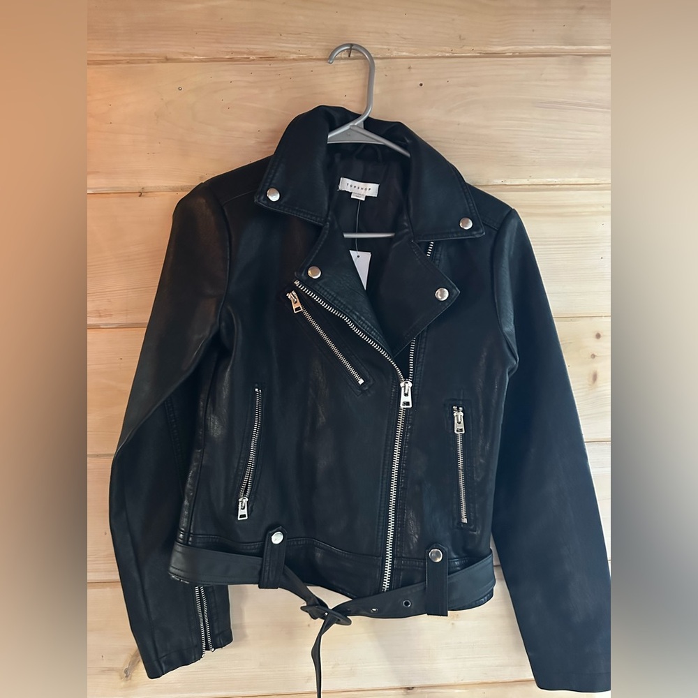 Topshop black faux leather moto jacket - Picture 2 of 10